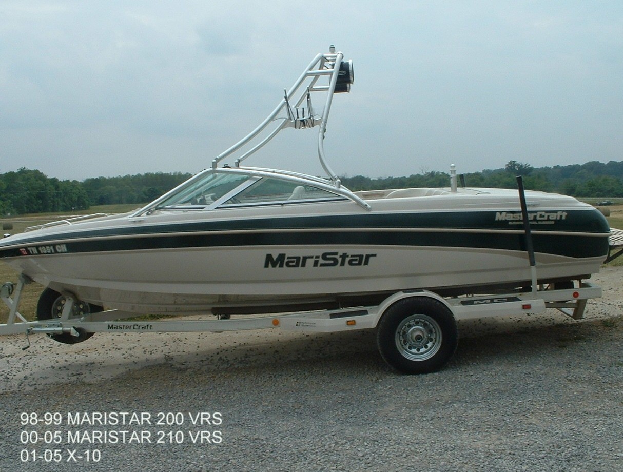 main view of 98 - 99 mastercraft maristar 200 with new dimension towers wakeboard tower